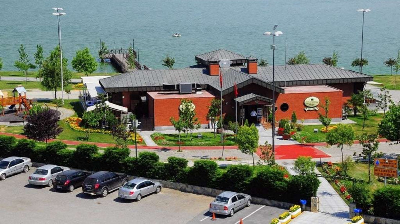 Küçükçekmece Sosyal Tesisi – İBB Hizmeti