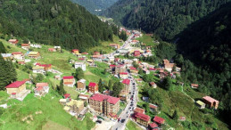 Rize Ayder Yaylası Ziyaretçi Akınına Uğruyor