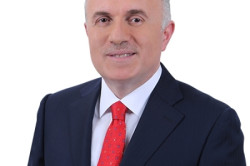 Aziz Babuşcu Kimdir?