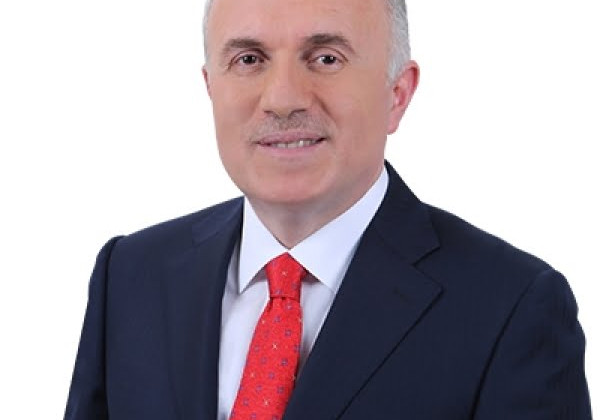 Aziz Babuşcu Kimdir?