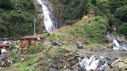 Rize Ağaran Şelalesi Karadeniz’in incisi