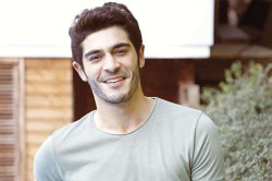 Burak Deniz Kimdir?