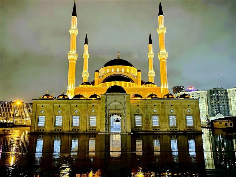 Başakşehir Merkez Camii Fotoğrafları