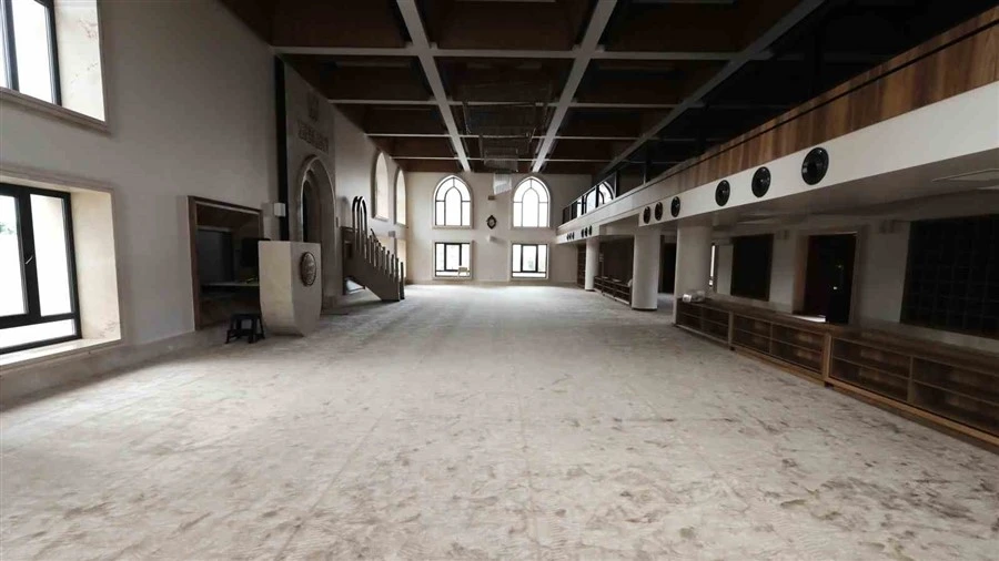 Hayır Ortakları Camii Başakşehir'de İbadete Açıldı