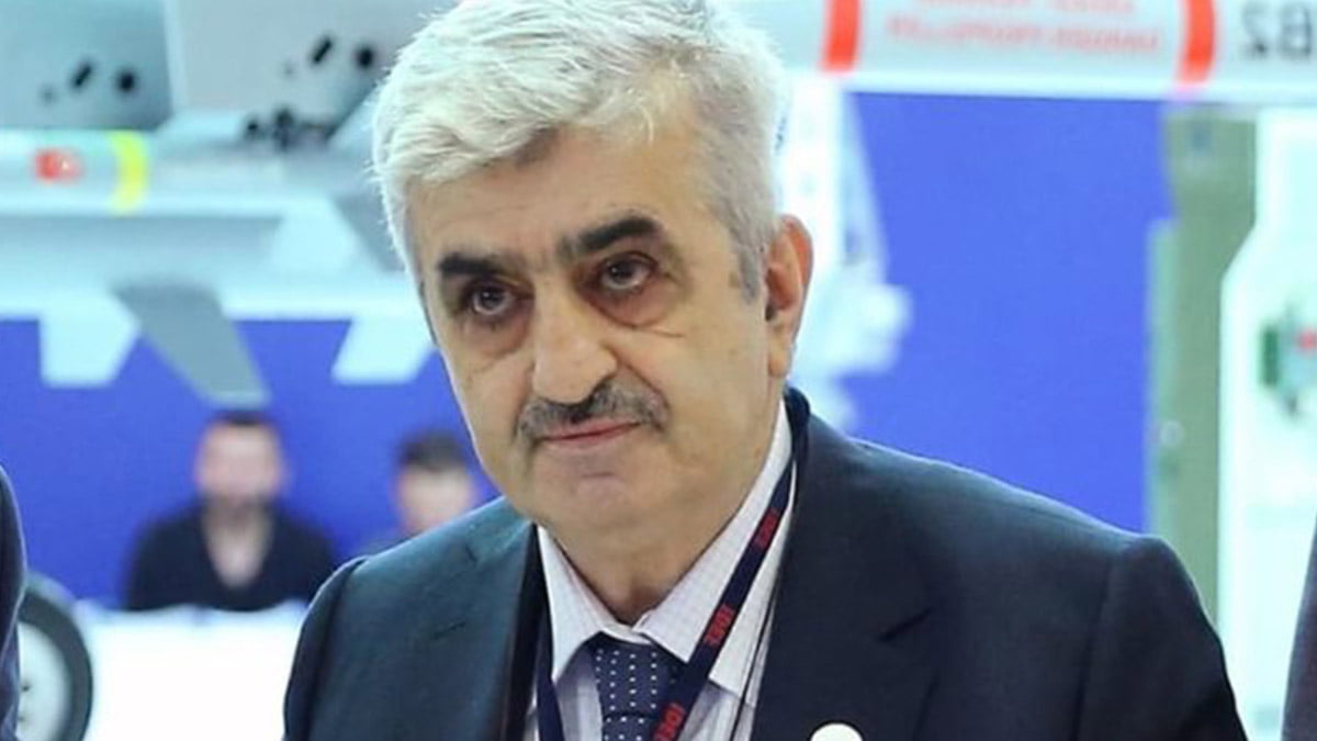 Özdemir Bayraktar kimdir